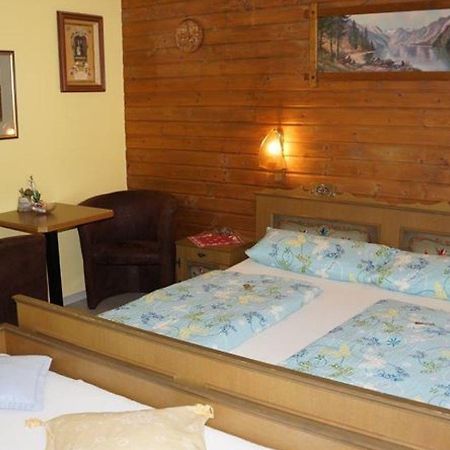 Pension Erlerhof Ried im Zillertal Exterior foto